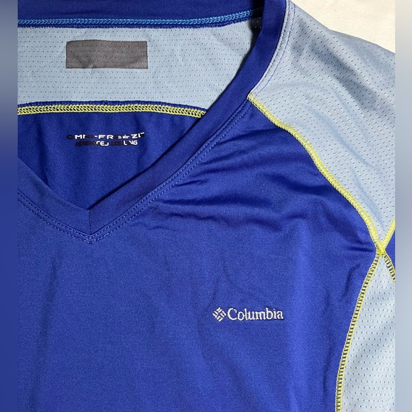 Women’s Sports T-Shirt Bundle - Columbia Omni-Freeze & Augusta Sportswear Medium - Picture 5 of 10